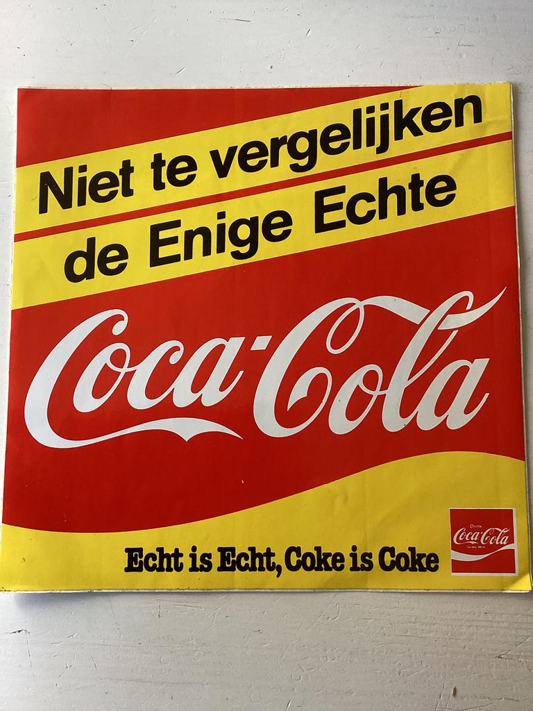 Sticker Coca Cola echt is echt, coke is coke, Verzamelen, Verzenden, Zo goed als nieuw, Merk