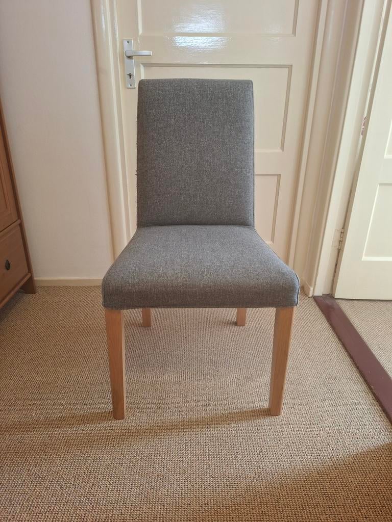 Eetkamer stoelen IKEA (BERGMUND)., Ophalen, Vier