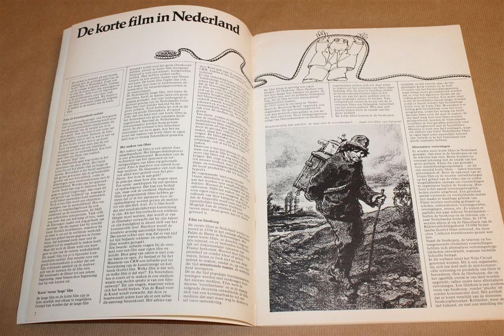 Dag van de Korte Film 1975 Den Haag — Filmcatalogus, Ophalen of Verzenden, Gelezen