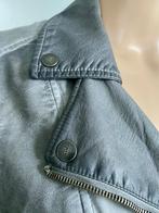 E795 Poools maat 38=M imitatie-leren jasje biker vest grijs, Maat 38/40 (M), Ophalen of Verzenden, Zo goed als nieuw, Jasje