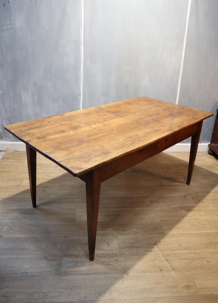 Antieke Franse kersenhouten tafel met lade en schuifblad., Ophalen of Verzenden