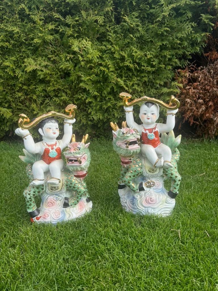 Set Chinese beelden – kinderen op draak, Ophalen, Zo goed als nieuw