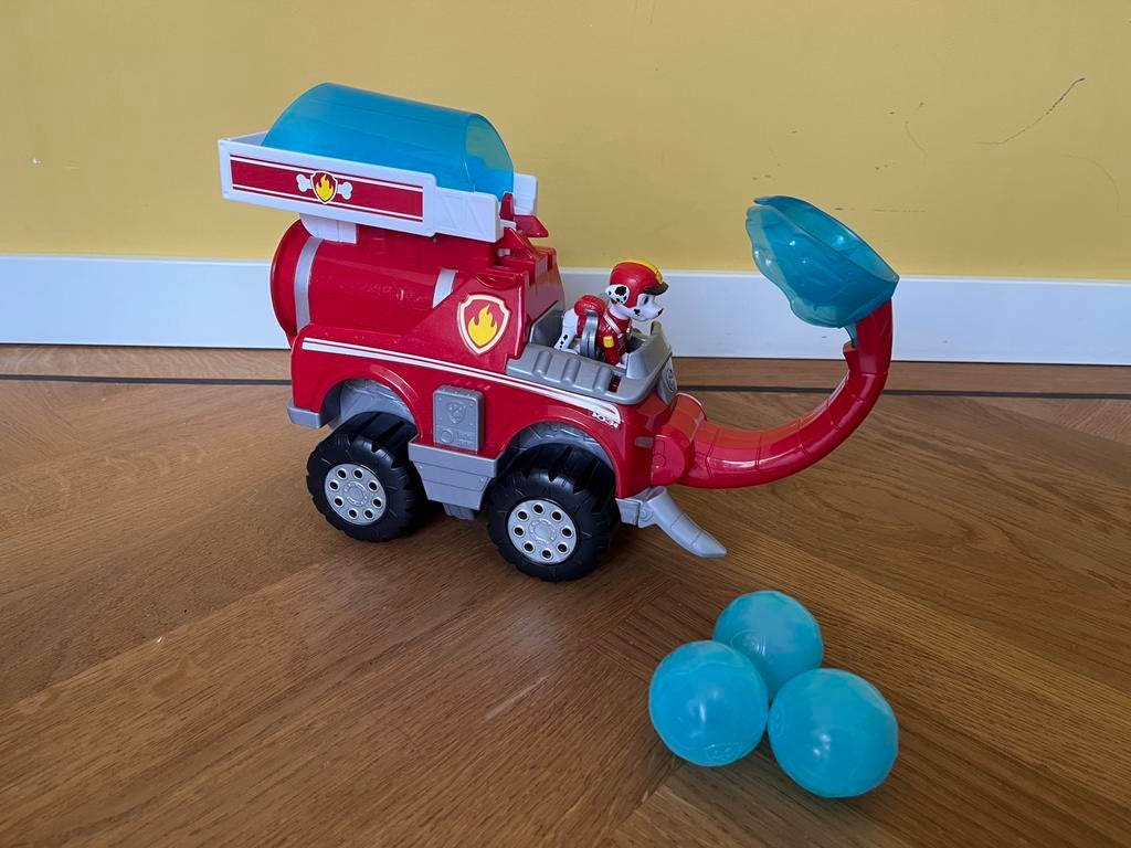 Paw Patrol brandweerwagen met Marshall en ballen, Kinderen en Baby's, Speelgoed | Speelgoedvoertuigen, Ophalen of Verzenden, Gebruikt