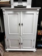 Landelijke witte houten kast, Ophalen, 100 tot 150 cm, Minder dan 150 cm, Overige houtsoorten