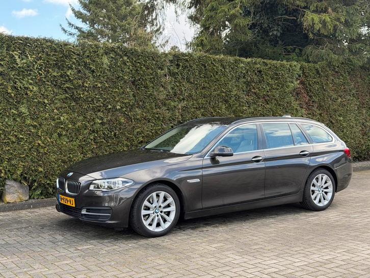 BMW 530D Touring Aut High Exe Trekhaak HUD Camera LED, Auto's, BMW, Bedrijf, 5-Serie, ABS, Achteruitrijcamera, Adaptieve lichten