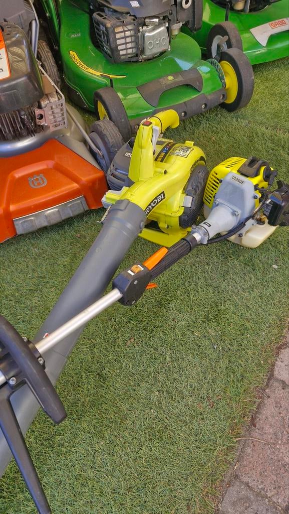 Mooi setje bladblazer met bosmaaier., Ophalen, Nieuw, Benzine