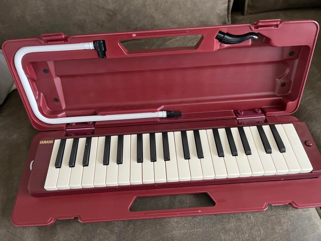 Yamaha Melodica P32D met koffer en mondstuk, Ophalen of Verzenden, Zo goed als nieuw, Overige aantallen, Yamaha