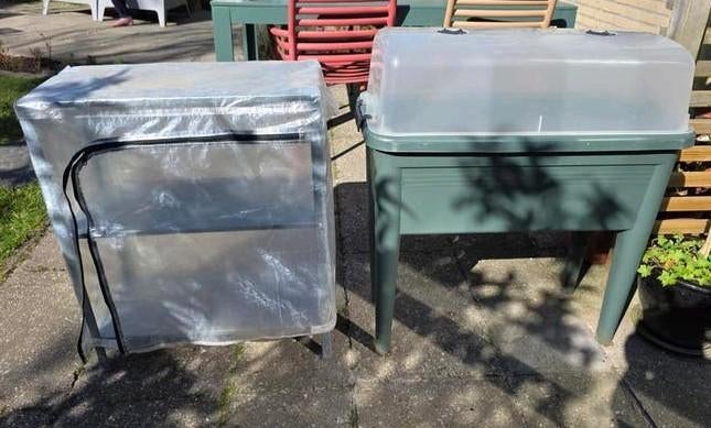 Kweektafel Elho en Ikea kasje Hyllis, Tuin en Terras, Kweekspullen, Ophalen, Gebruikt, Kweekbak