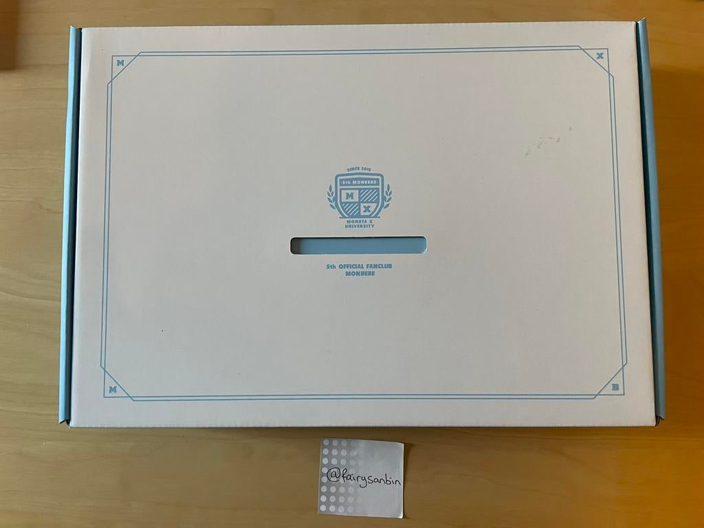 Monsta x 5th monbebe fanclub kit, Ophalen of Verzenden, Zo goed als nieuw, Foto of Kaart