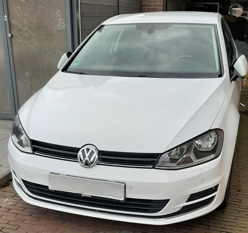 VW Golf 7 louge 3 drs wit Climate control, Voorwielaandrijving, Stof, Zwart, 4 cilinders