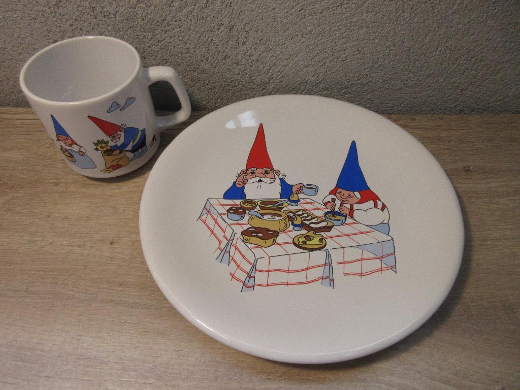 Vintage David de kabouter servies, Huis en Inrichting, Keuken | Servies, Overige materialen, Gebruikt, Ophalen of Verzenden, Bord(en)