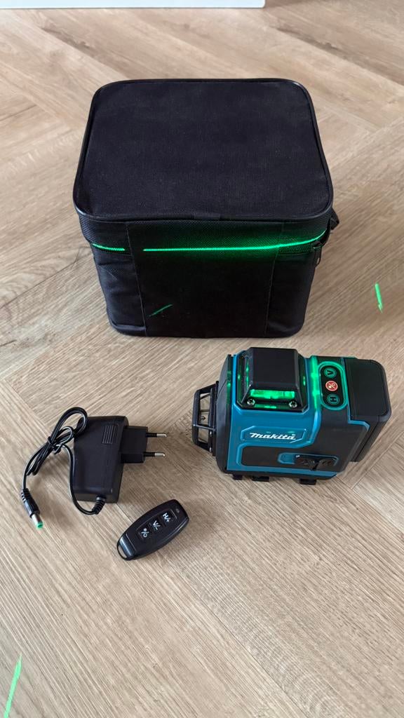 Kruislijnlaser, Doe-het-zelf en Verbouw, Meetapparatuur, Ophalen, Zo goed als nieuw, Multimeter