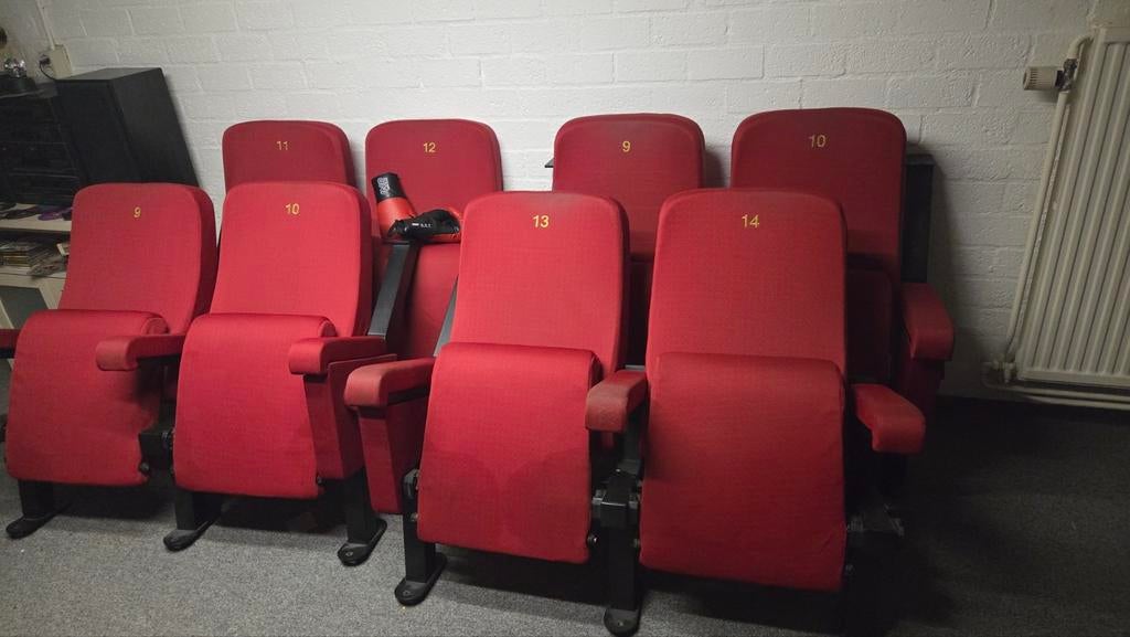 Bioscoopstoelen, 4 sets van 2 stoelen, Ophalen