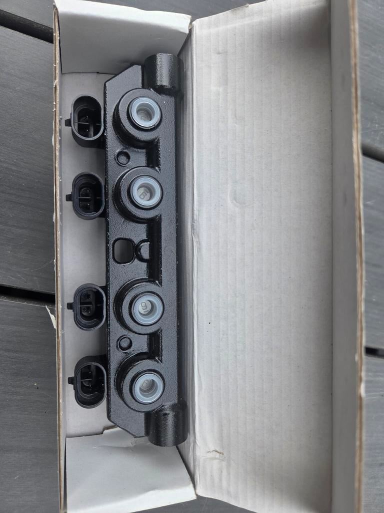 AEB / VOGELS LPG Injector rail, Auto-onderdelen, Brandstofsystemen, Ophalen of Verzenden, Nieuw, Universele onderdelen