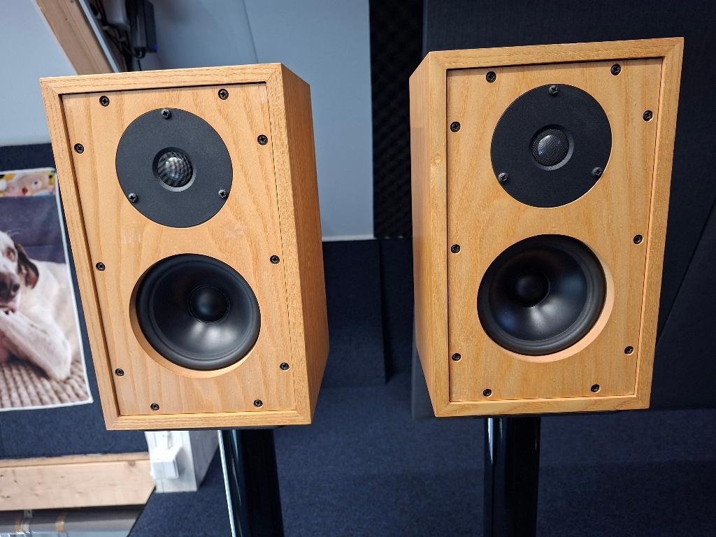 Harbeth HL-P3 Luidsprekers, Audio, Tv en Foto, Luidsprekers, Zo goed als nieuw, Front, Rear of Stereo speakers, 120 watt of meer