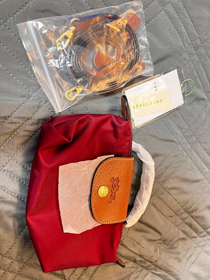 Longchamp Le Pliage Schoudertasje Klein, Sieraden, Tassen en Uiterlijk, Tassen | Damestassen, Nieuw, Schoudertasje, Rood, Ophalen of Verzenden