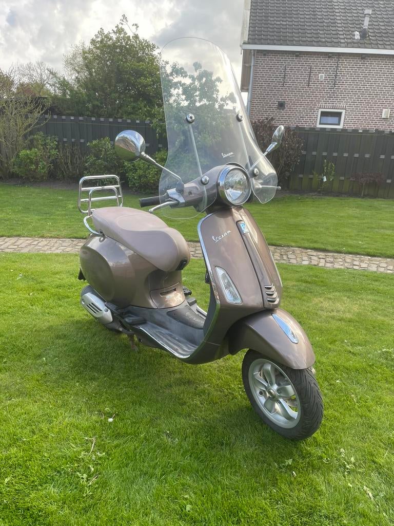 Vespa Primavera bromscooter, Fietsen en Brommers, Scooters | Vespa, Ophalen, Gebruikt, Overige modellen, Benzine