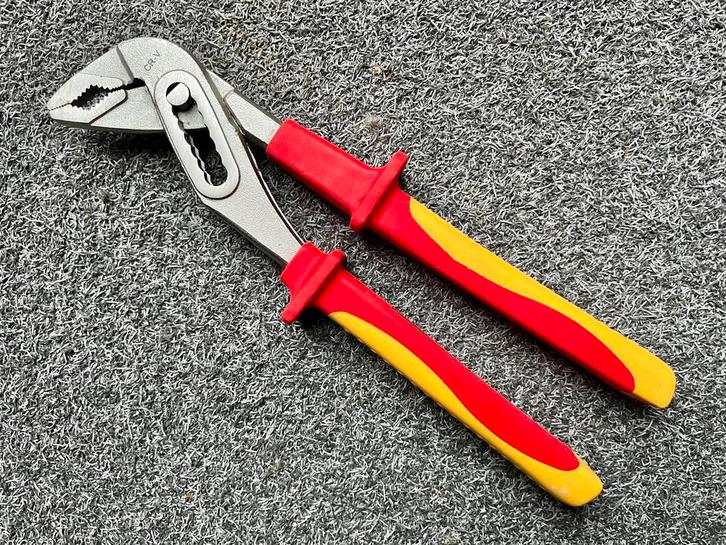 Geïsoleerde VDE Waterpomptang 250mm - 1000V, Doe-het-zelf en Verbouw, Gereedschap | Handgereedschap, Nieuw, Ophalen