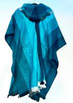 Zachte alpaca wol poncho uit Ecuador - zeegroen- NIEUW!, Kleding | Dames, Ophalen of Verzenden, Nieuw, Maat 42/44 (L), Overige kleuren