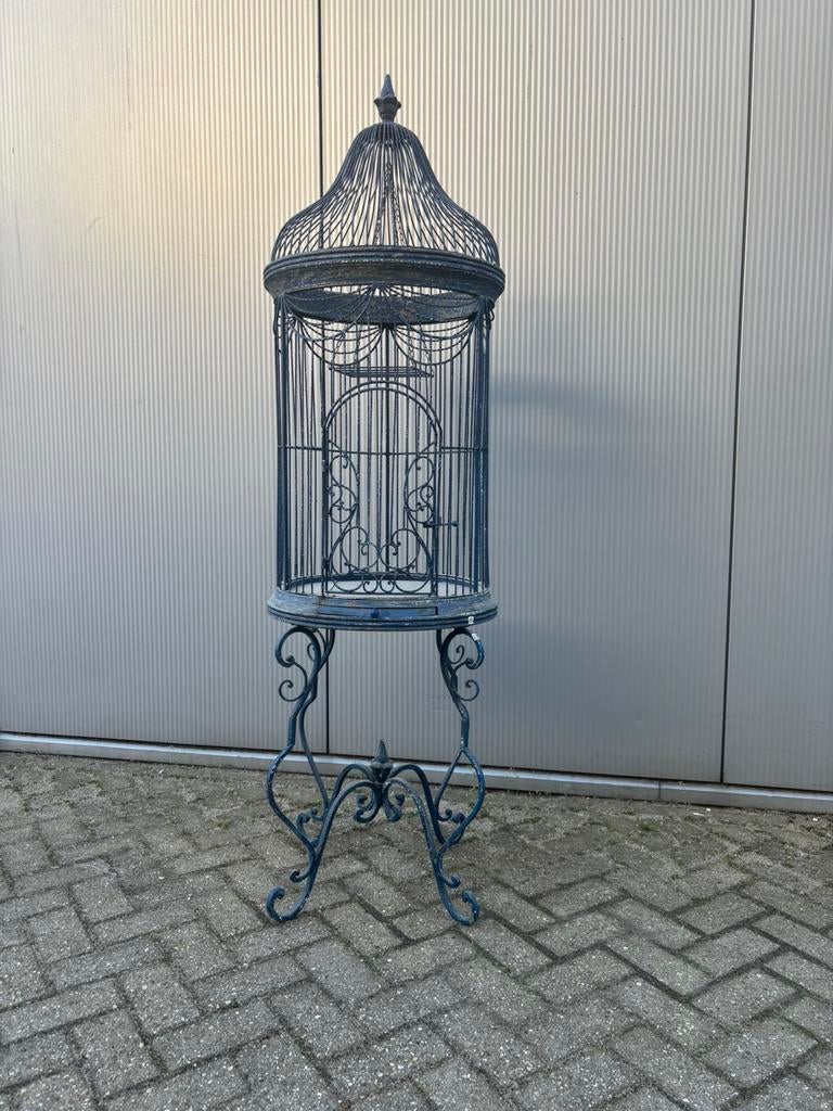 Antique stalen vogelkooi (ook mogelijk in set), Dieren en Toebehoren, Vogels | Hokken en Kooien, Ophalen, Gebruikt, Aluminium