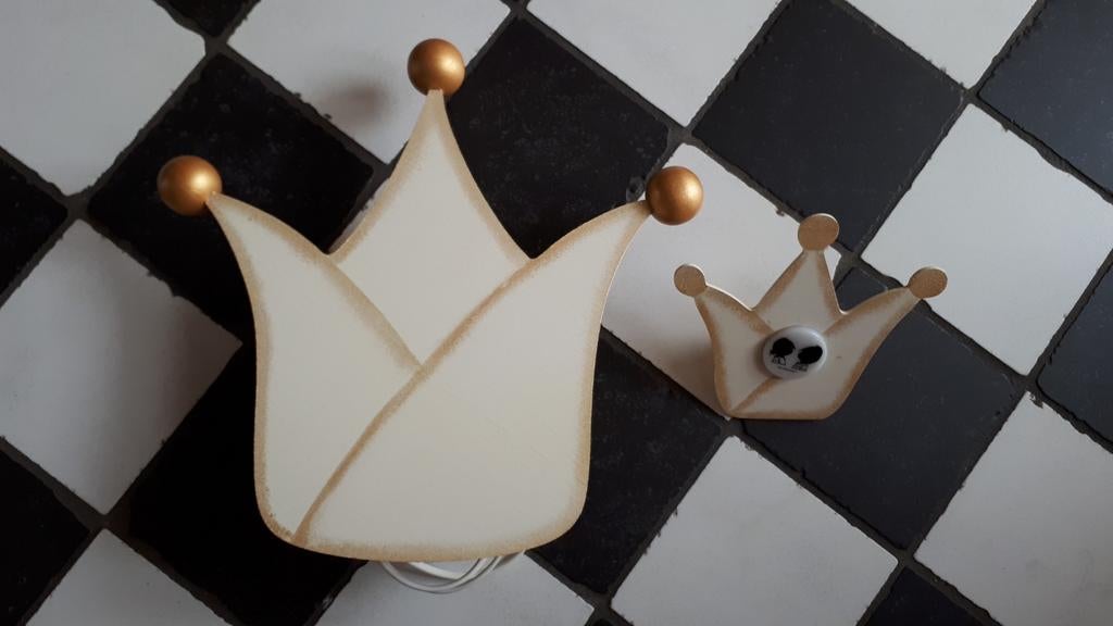 Cools Petito wandlamp en nachtlampje kroon hout goud-ivoor, Ophalen of Verzenden, Gebruikt, Lamp