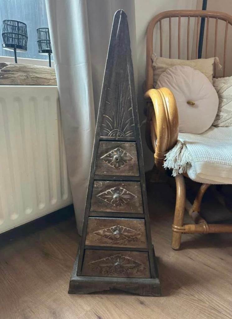 Houten piramide kast met vier lades - klein formaat, Ophalen of Verzenden