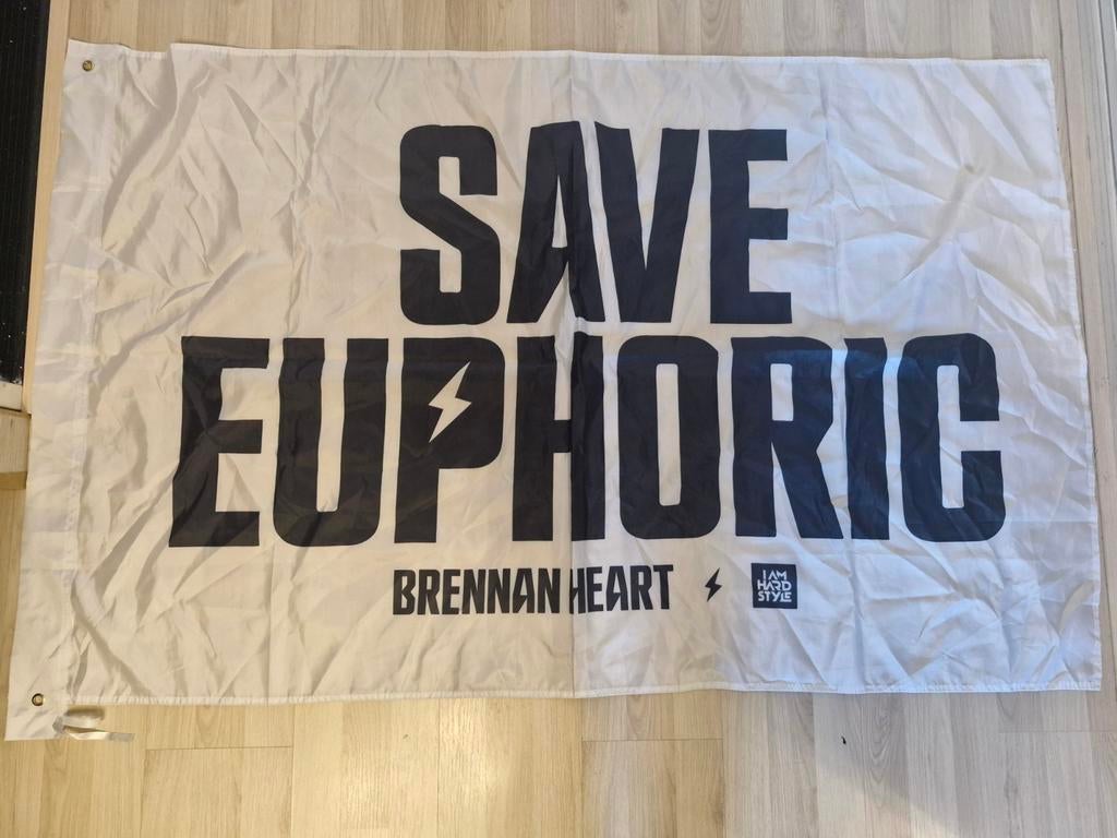 Brennan Heart Vlag Safe Euphoric 160x100cm, Ophalen