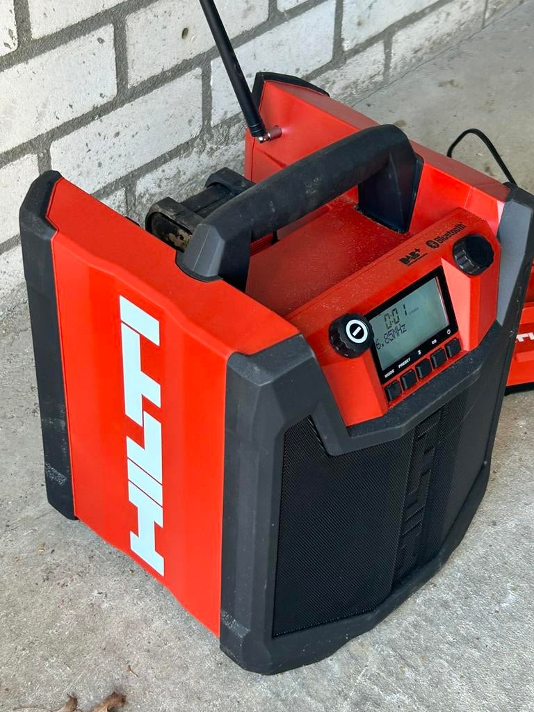 Hilti bouwradio, Ophalen, Nieuw