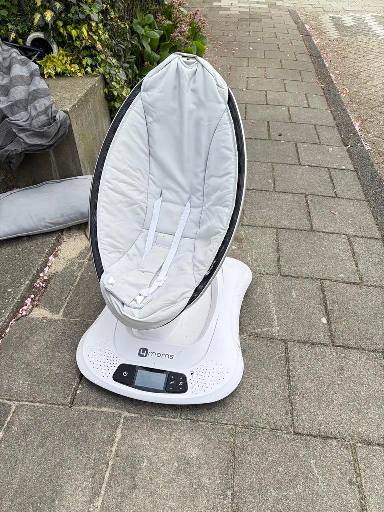 4moms mamaRoo 4.0 elektrische babywieg/schommelstoel, Kinderen en Baby's, Babywiegjes en Ledikanten, Ophalen of Verzenden, Gebruikt