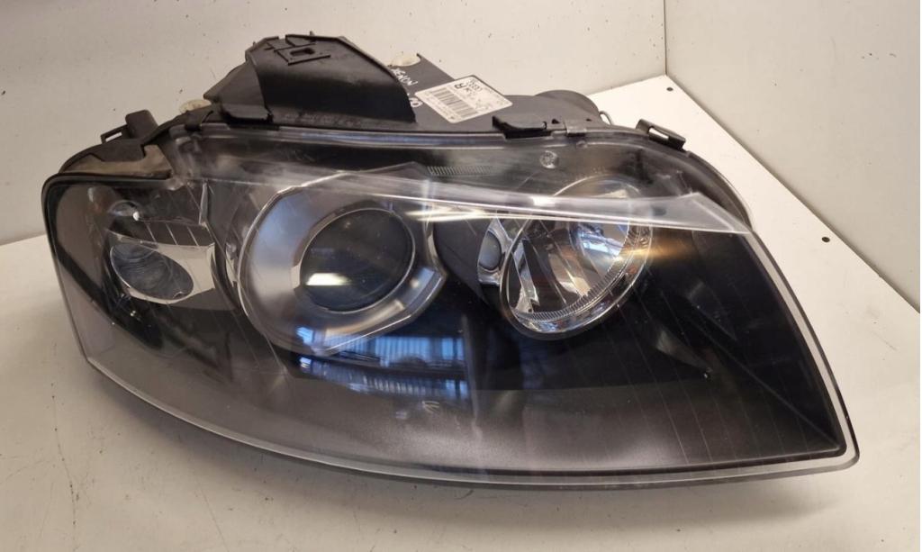 Audi A3 8P Xenon koplamp 8P0941004M rechts, Auto-onderdelen, Verlichting, Niet ingevuld, Gebruikt, Niet ingevuld, Niet ingevuld