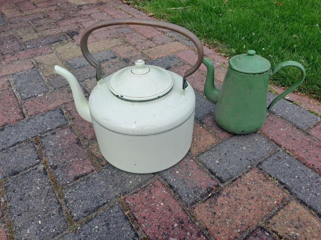 1 grote emaille ketel en 1 koffiepot, Ophalen of Verzenden