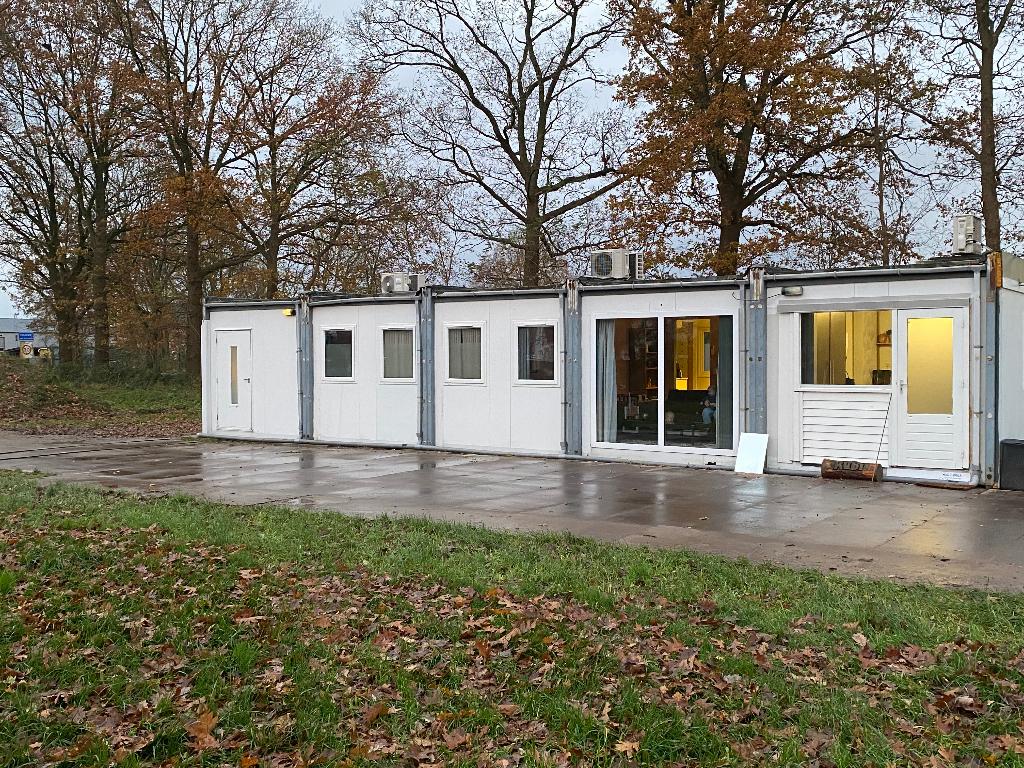 Ruime woonunit (112,5m²) – 5 containers – instapklaar, Ophalen