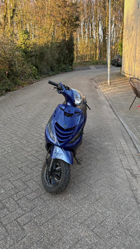 piaggio zip 4t 50cc, Fietsen en Brommers, Scooters | Piaggio, Gebruikt, Zip, Ophalen of Verzenden, Benzine