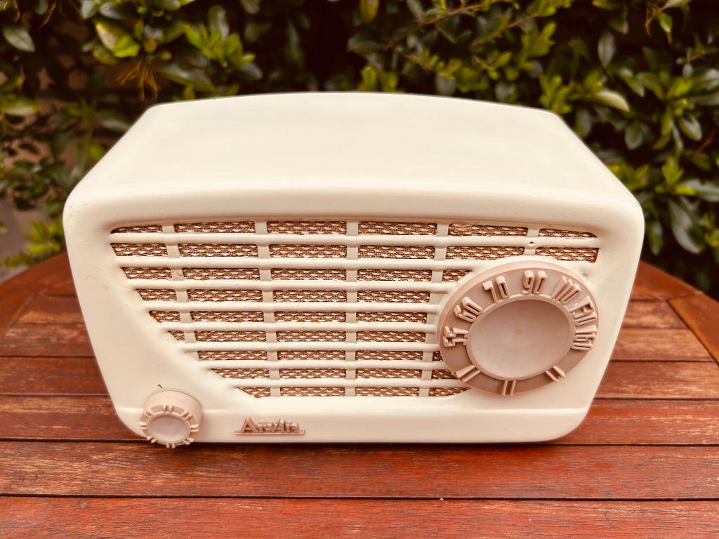 Leuke metalen Arvin 842T 'midget' buizenradio uit 1954, Antiek en Kunst, Antiek | Tv's en Audio, Ophalen