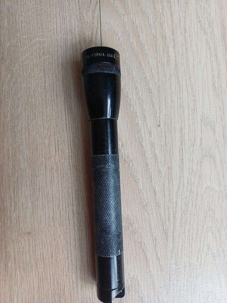 Mini Maglite AA zaklamp, Caravans en Kamperen, Zaklampen, Ophalen of Verzenden, Batterij