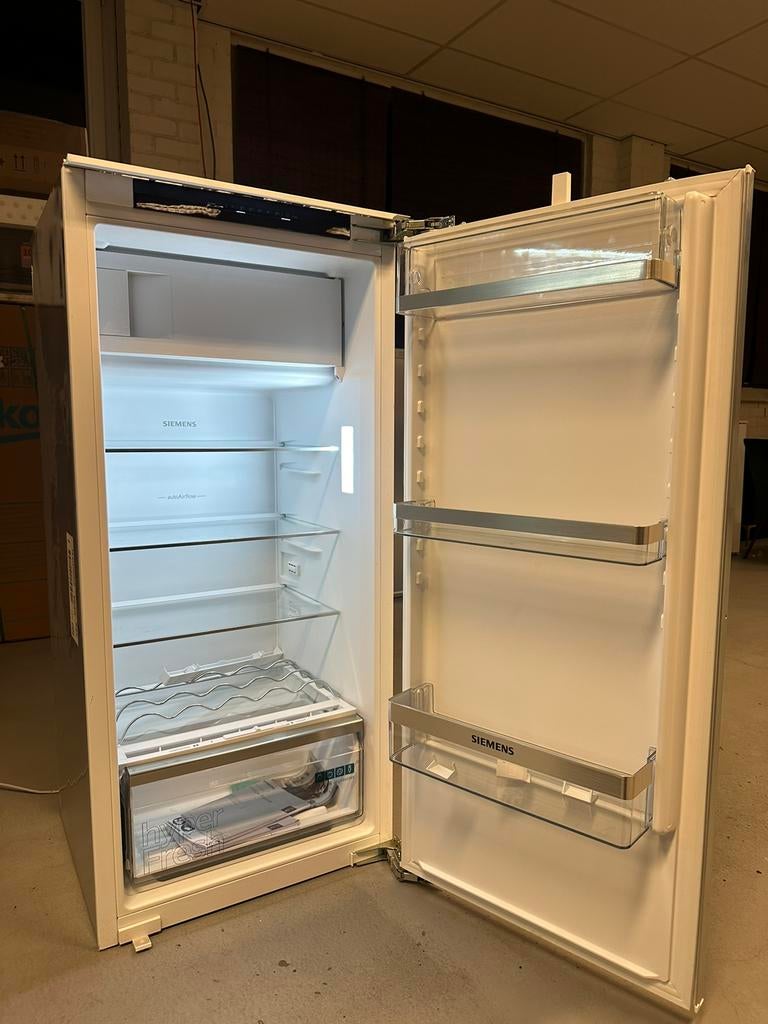 SIEMENS 122CM IQ500 INBOUW KOELKAST KI42LADD1 DEUR-OP-DEUR, 150 tot 200 liter, 120 tot 140 cm, SIEMENS, Info@adoswitgoed.nl