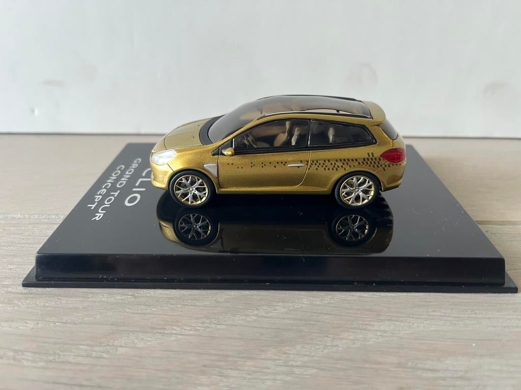Renault clio  grand tour concept, Ophalen of Verzenden, Zo goed als nieuw, Auto, Overige merken