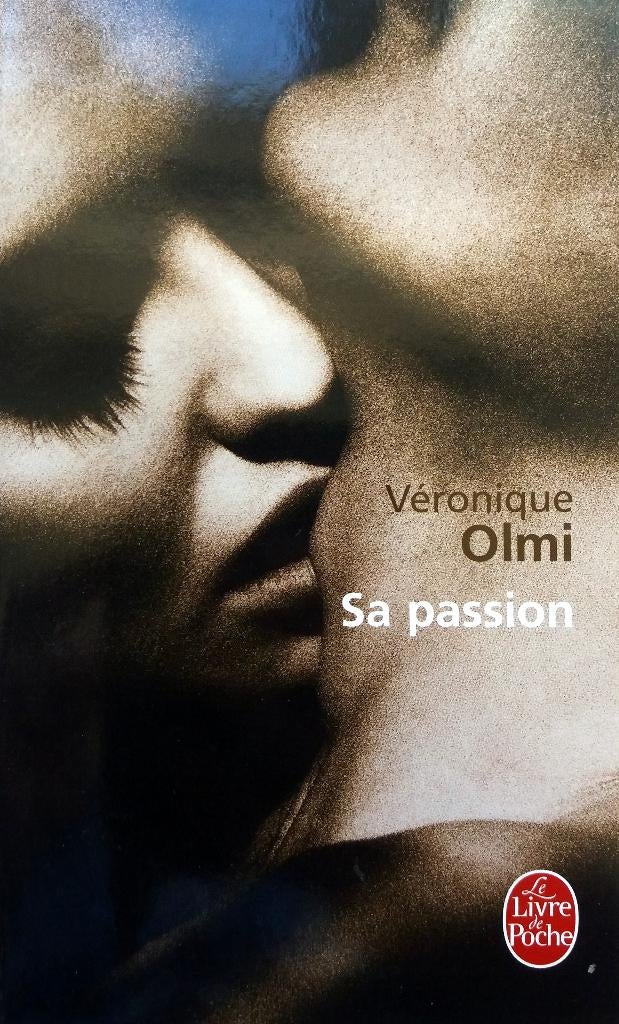Véronique Olmi - Sa passion (FRANSTALIG), Boeken, Ophalen of Verzenden, Zo goed als nieuw, Fictie