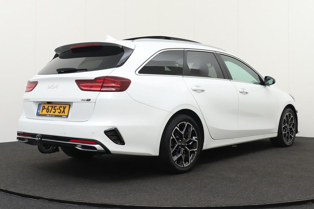 Kia Ceed Sportswagon 1.5 160 PK Aut. GT-Line Pano-dak Camera, Gebruikt, 4 cilinders, Wit, Origineel Nederlands