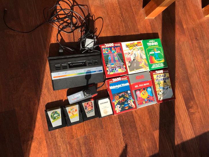 Atari 2600 Jr. Compleet met Spellen - Werkend, Spelcomputers en Games, Spelcomputers | Atari, Gebruikt, Atari 2600, Met 1 controller