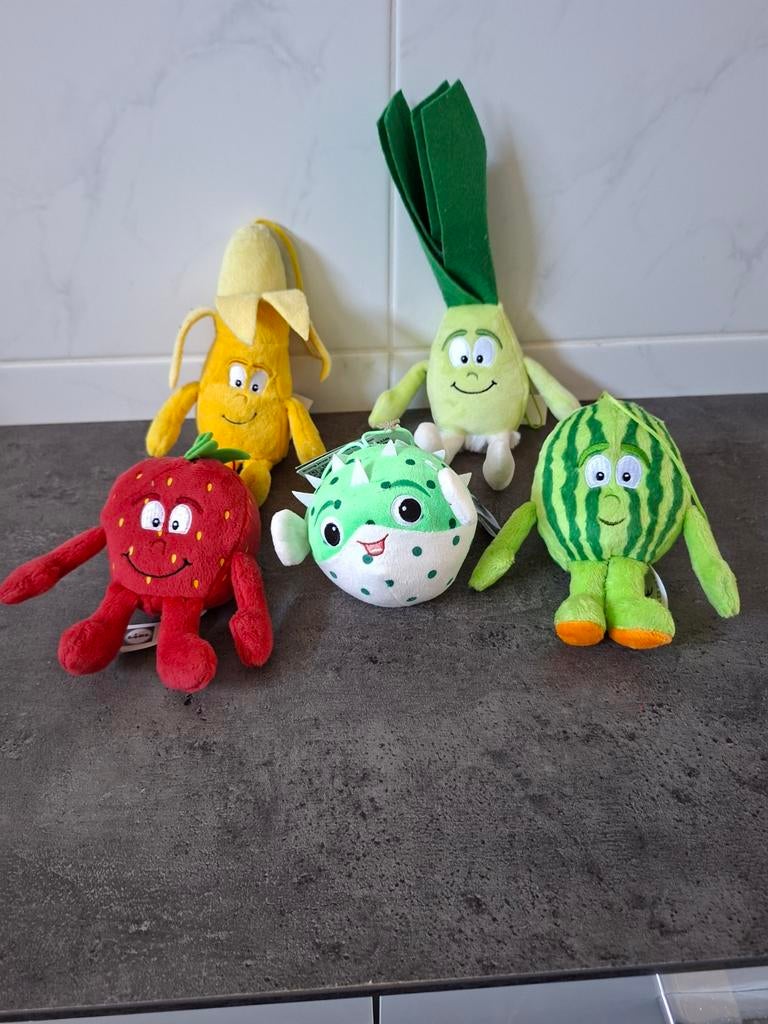 Leuke knuffels: banaan, prei, aardbei, kogelvis, watermeloen, Overige merken, Overige karakters, Overige typen, Ophalen of Verzenden