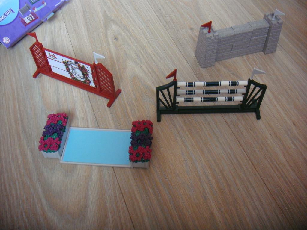 Schleich 42271 Parcour Hindernissen compleet ALS NIEUW, Ophalen of Verzenden, Zo goed als nieuw