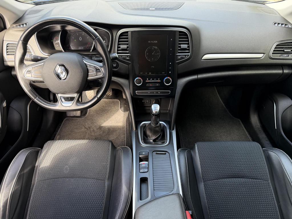 Renault Mégane 1.3 TCe Bose / Trekhaak (Trekgewicht 1650 KG, Voorwielaandrijving, Gebruikt, Euro 6, 4 cilinders