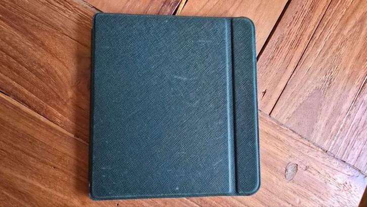 Kobo Libra H2O e-reader - Waterbestendig en Comfortabel, Computers en Software, E-readers, Zo goed als nieuw, 7 inch, 8 GB, Touchscreen