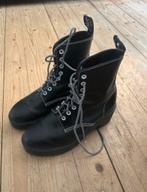 Dr. Martens Zwarte Enkellaarsjes - Maat 39, Kleding | Dames, Schoenen, Ophalen of Verzenden, Zo goed als nieuw, Zwart, Lage of Enkellaarzen