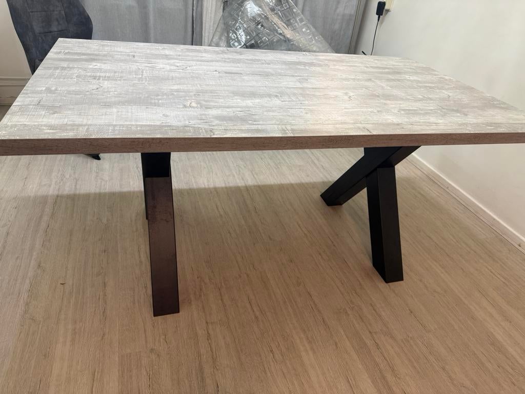 Moderne eettafel in nieuwstaat - 160x90 cm, Huis en Inrichting, Tafels | Eettafels, Ophalen, 50 tot 100 cm, Zo goed als nieuw