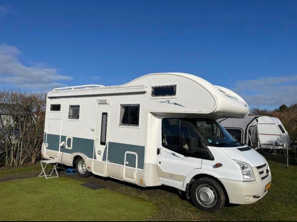 Camper Ford Rimor 2.4 TDCi 687TC XXL garage vakantie klaar!, Caravans en Kamperen, Campers, Alkoof, Ringverwarming, Ford, 7 tot 8 meter