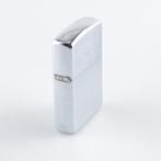 Zippo High Polish Chrome aansteker met hoes, Flex Ltd., Gebruikt, https://flex.com/contact-us, Nobelstraat 10, 5807 GA Oostrum LB, Limburg, Nederland