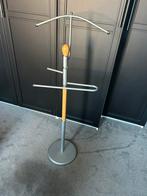 Te koop: dressboy, Ophalen, Zo goed als nieuw, Minder dan 100 cm