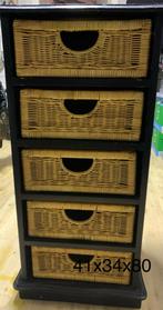 Ladekastje zwart met rieten lades, Huis en Inrichting, Kasten | Ladekasten, Ophalen, Minder dan 50 cm, Gebruikt, 3 of 4 laden